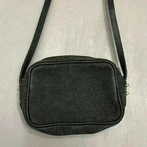 Dooney and Bourke mini purse - Picture 4 of 7